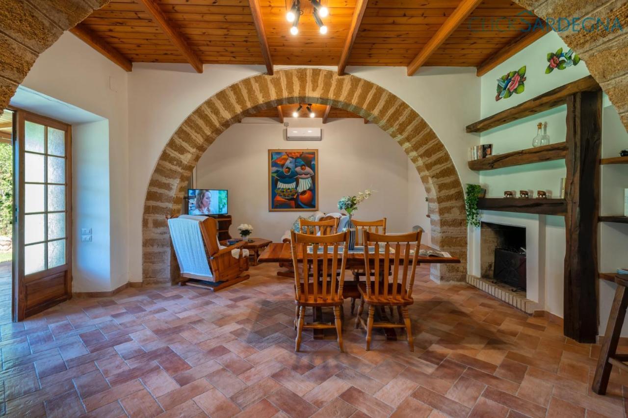 Villa Christiana Villa Del XV Secolo Con Piscina Ad Uso Esclusivo Alghero Eksteriør billede